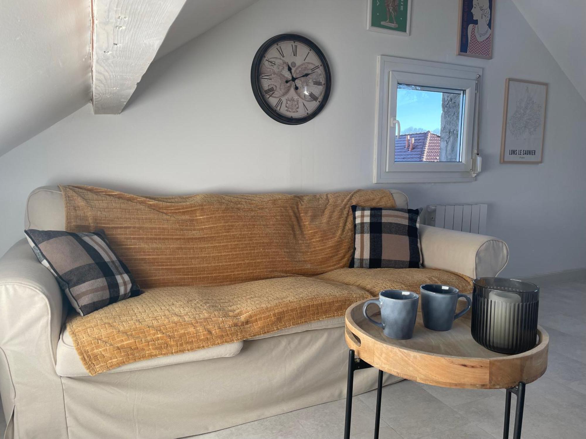 Apartment Avec Garage Prive
